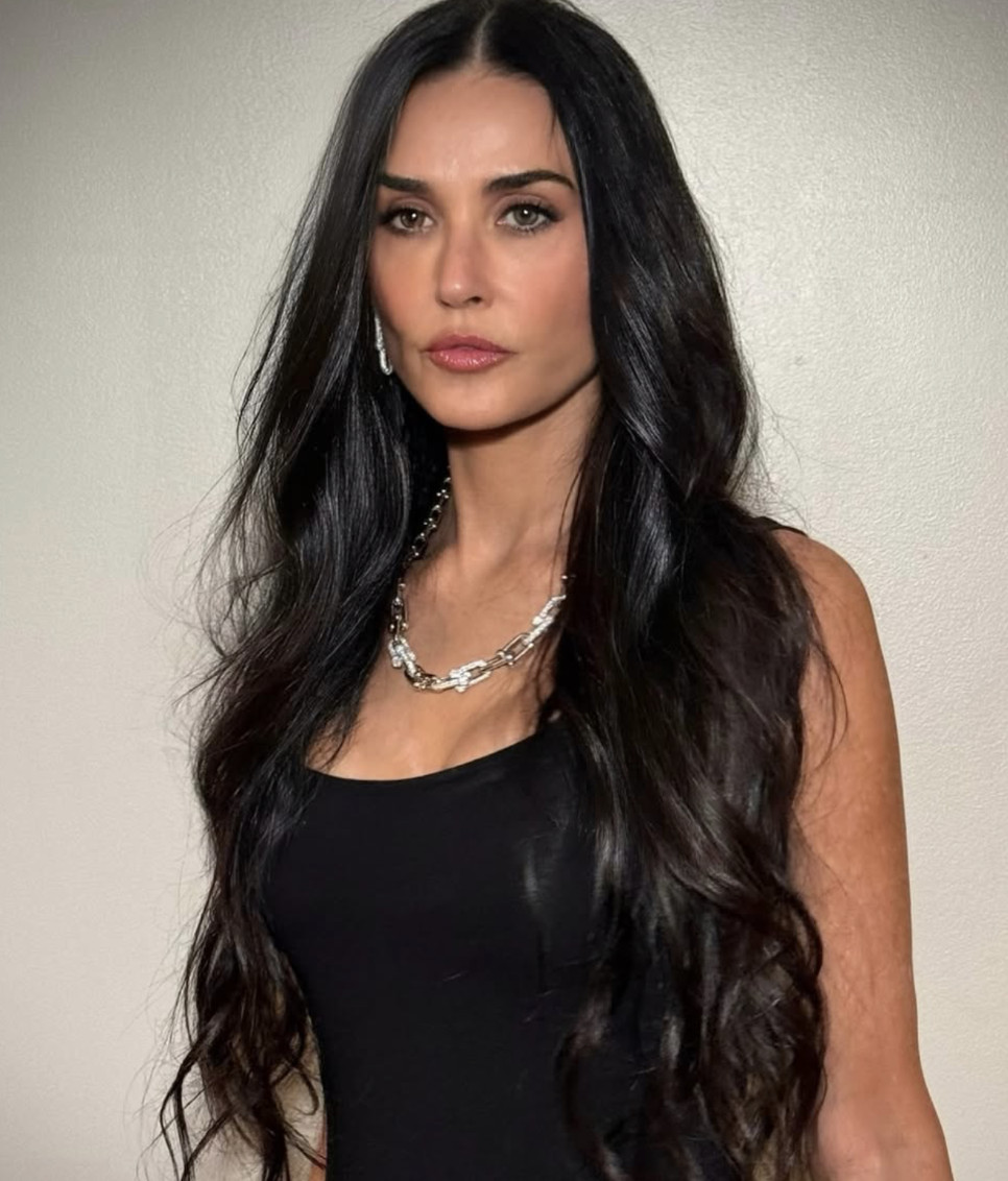 Наташа трахается және береді минет (фото)